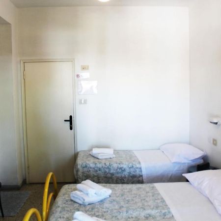 Hotel Elde Riccione Exteriör bild