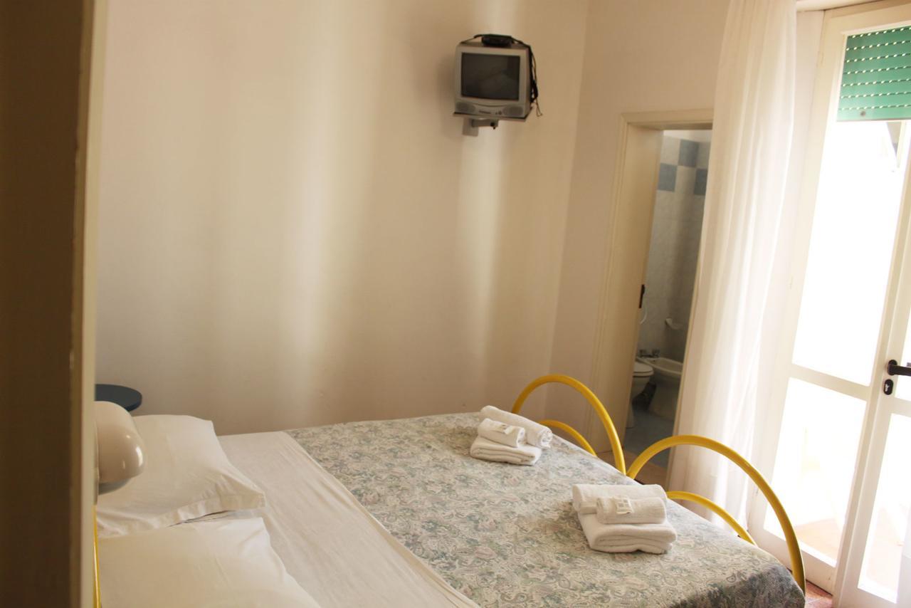 Hotel Elde Riccione Exteriör bild
